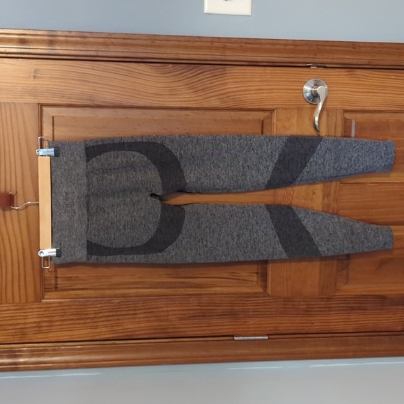 Pink Women's Active Grey Leggings Sz S - Picture 2 of 5